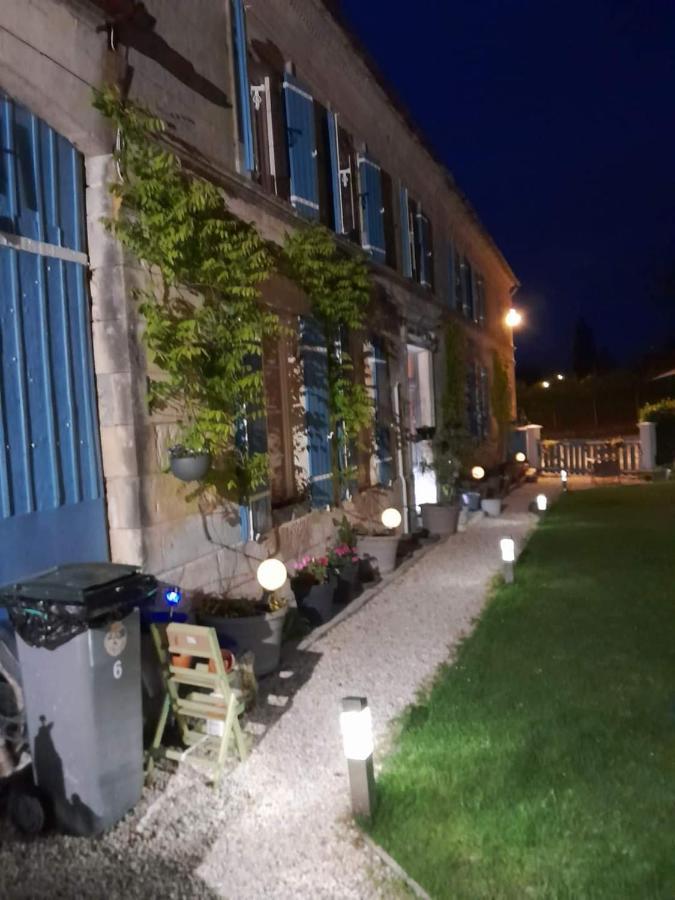La Charentaise Des Lilas Saint-Leger  Bagian luar foto